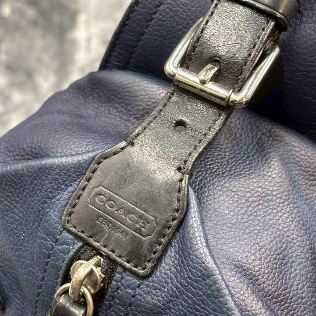極美品 COACH トンプソン ボディバッグ ネイビー レザー ななめがけ
