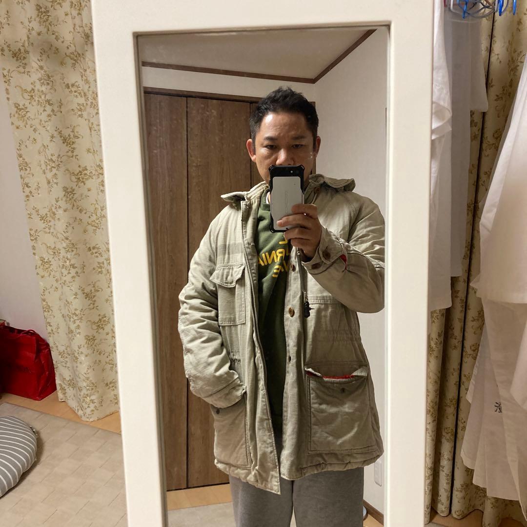 ハリウッドランチマーケット　ミリタリージャケット　　ボア　赤　毛糸