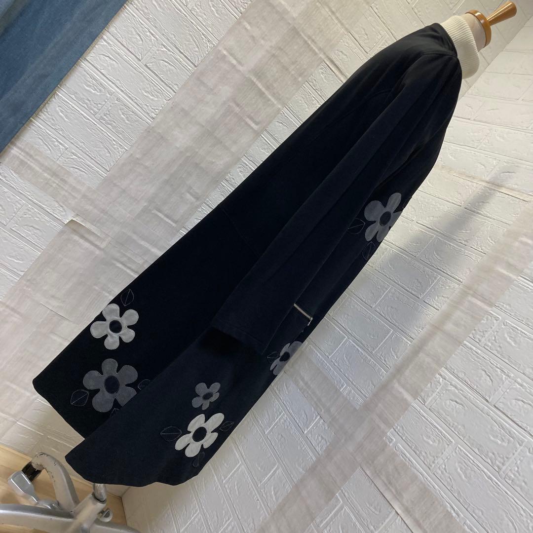 【美品】　Bel Paci 黒ロングコート　Lサイズ　お花アップリケが可愛い