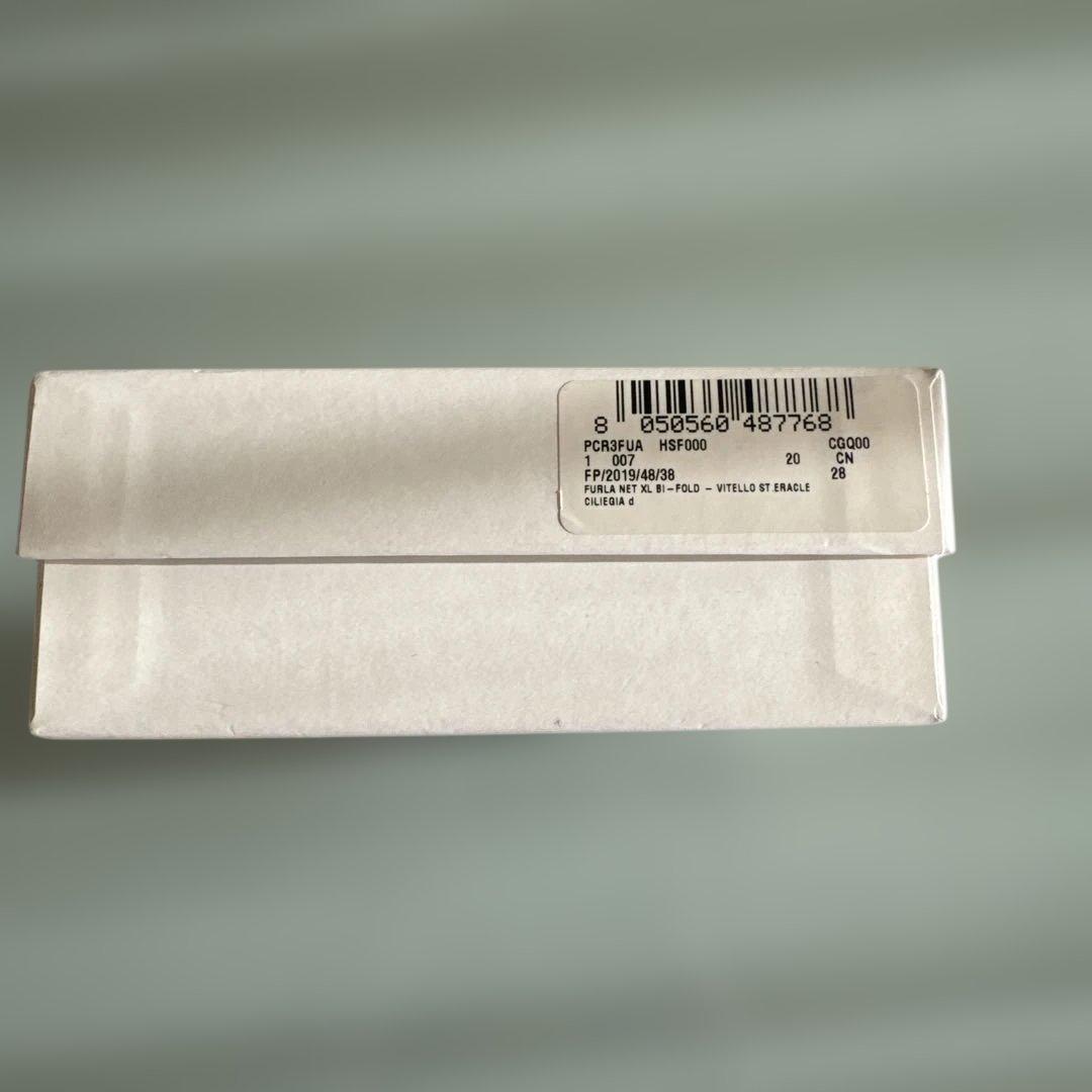 大幅値下げ！！新品・未使用　FURLA 赤 レザー 長財布