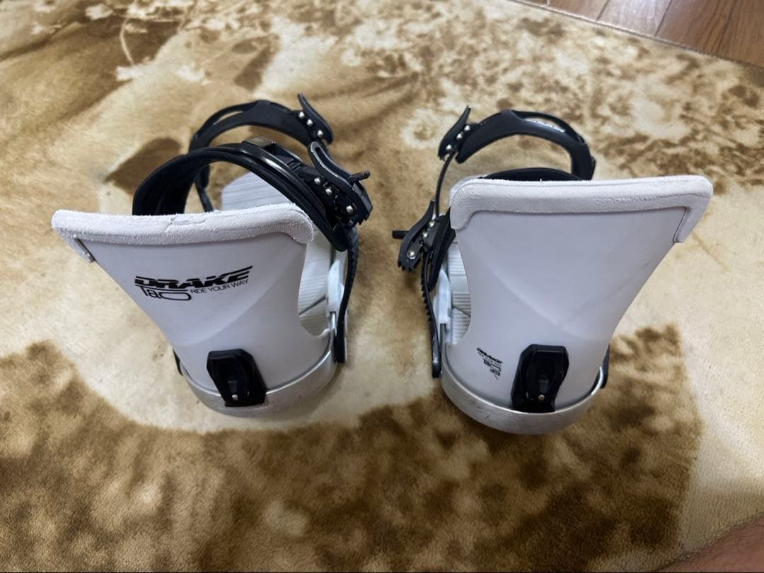 DRAKE スノーボード ビンディング ホワイト/ブラック