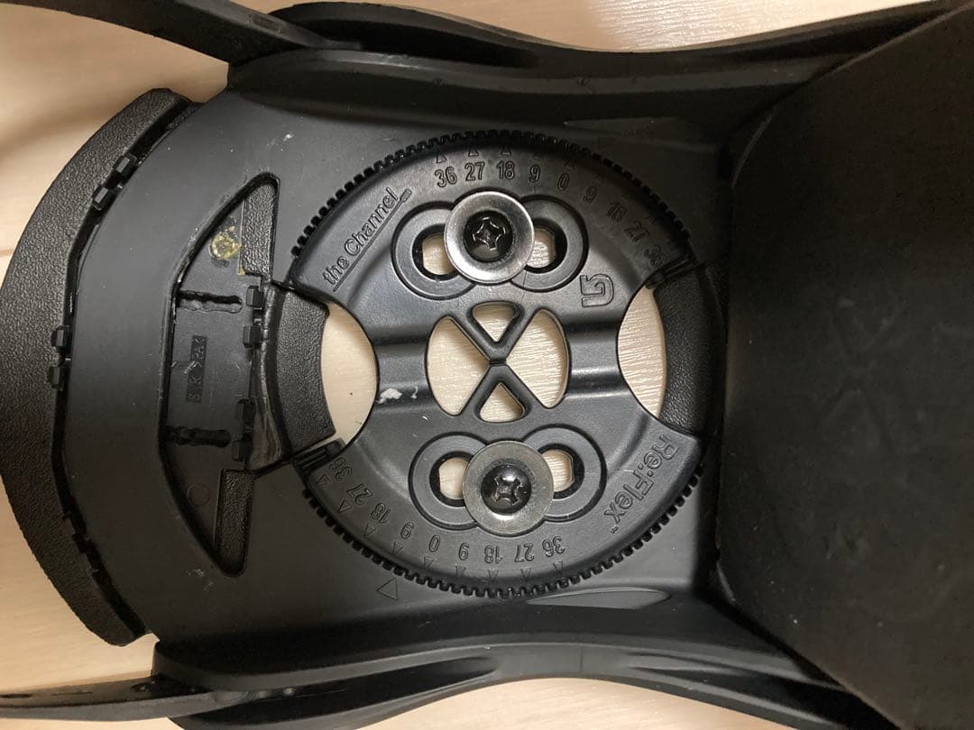 バートン　CUSTOM ブラック スノーボードビンディング