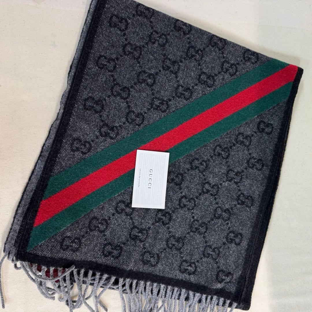 GUCCI GGパターン マフラー 希少！GUCCI GGパターン マフラー ブルー
