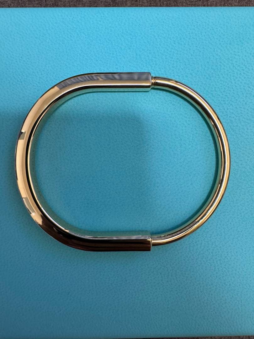 ティファニーロック　バングル　イエローゴールド