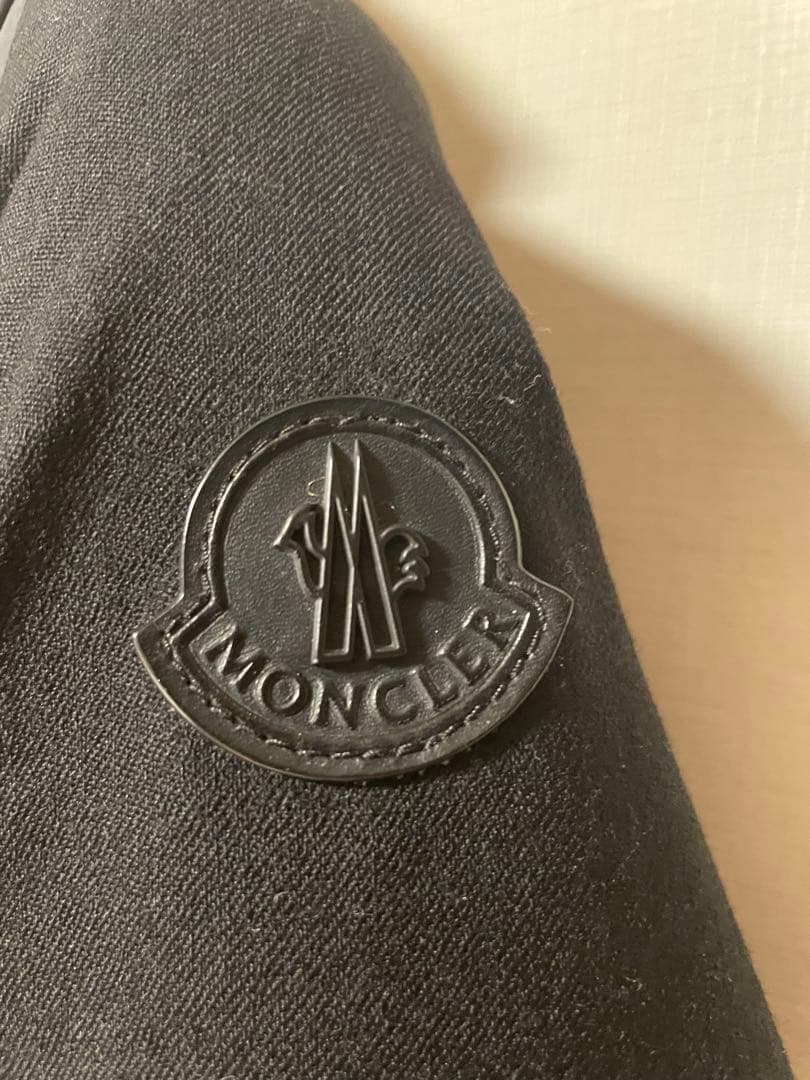 MONCLER RYANブラックsize0 中古品 モンクレール ライ