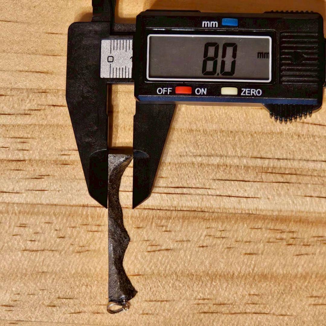 【アキムネ】ギベオン隕石 ペンダントトップのみ【鑑別書付】