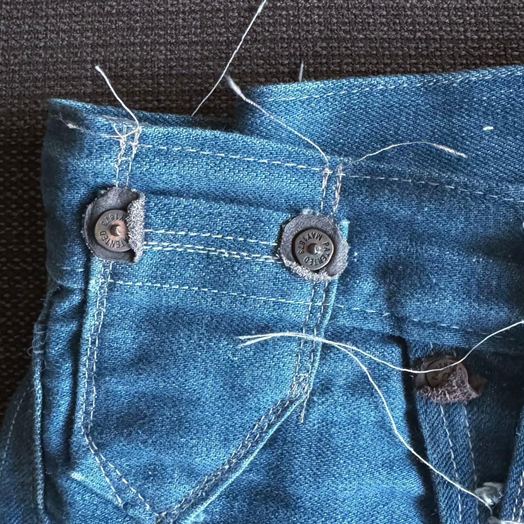 リーバイスレッド　デニムジーンズ　ダイヤモンドレッグ　XSサイズ　着用感大きめS