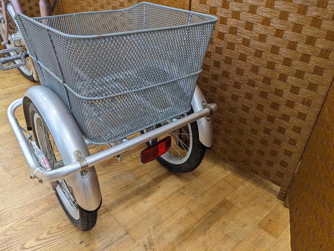 U028 三輪 自転車 スイング機能付き Avec Vent