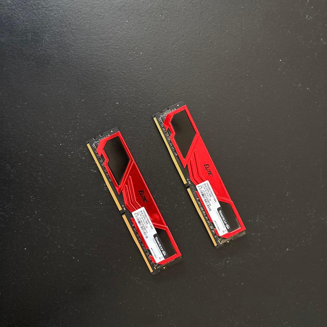 ELITE DDR4 メモリ レッド　8G✖︎2