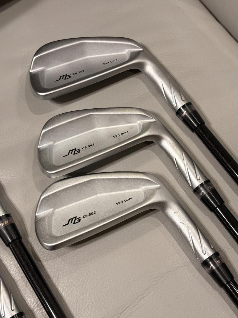 三浦技研 :: IRONS 極美品 三浦技研 純鉄限定 CB-302 RAUNE i90S