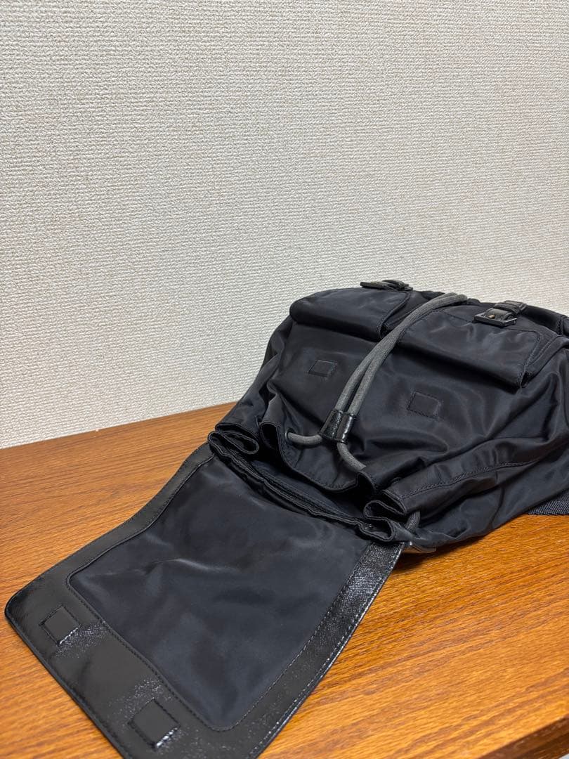トリーバーチ ナイロン リュック ブラック 巾着　大容量　バックパック