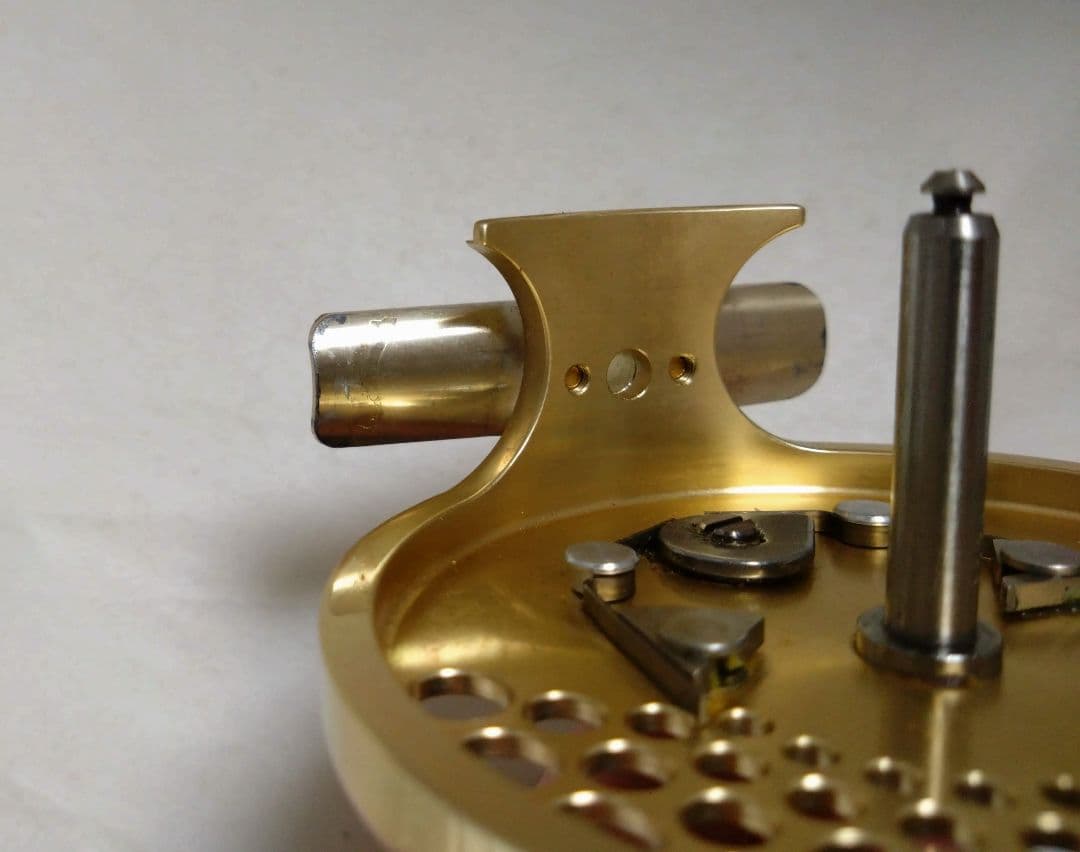 イナガキ フライリール FLY TROUT Ⅲ