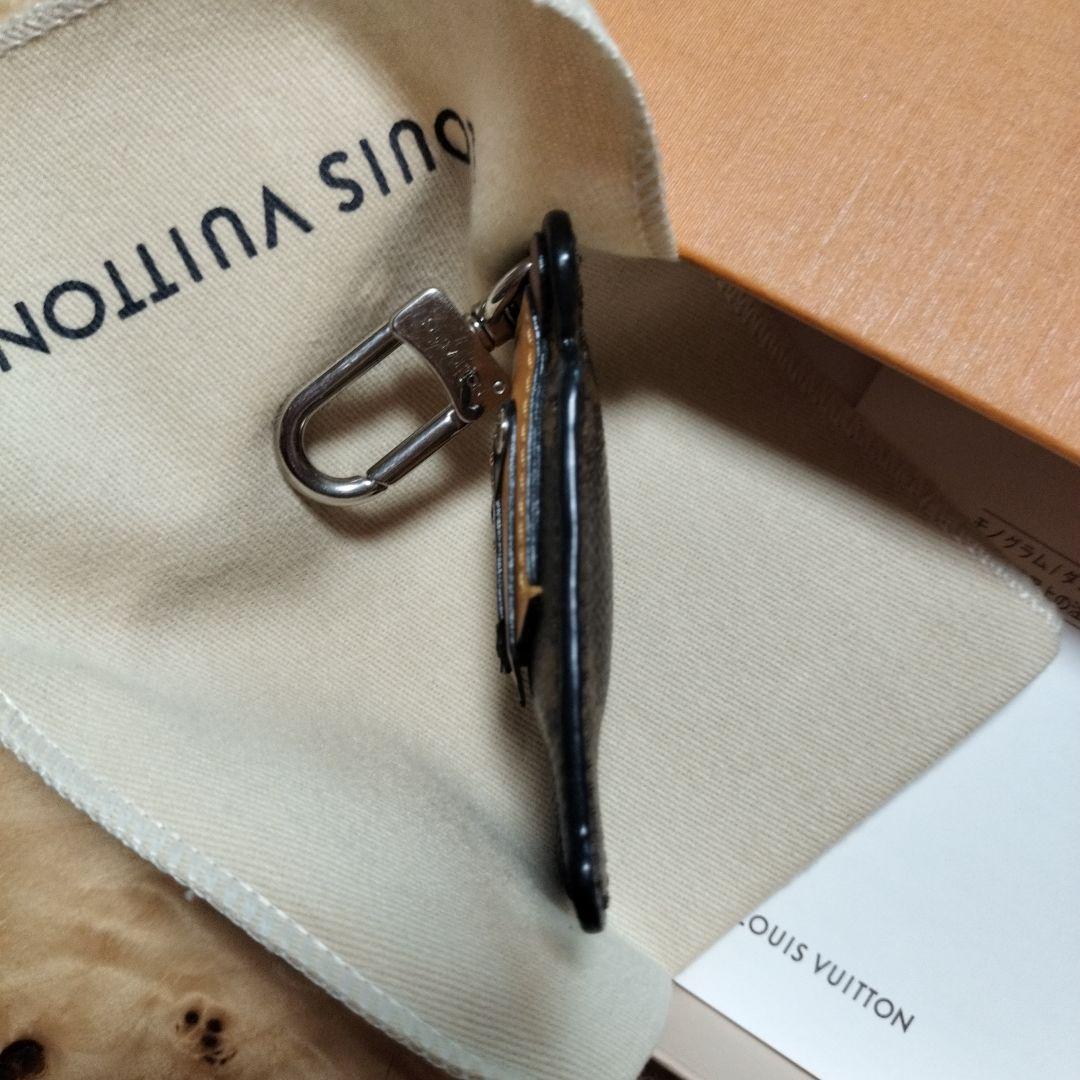 Louis Vuitton クマ型キーホルダー(9-2)