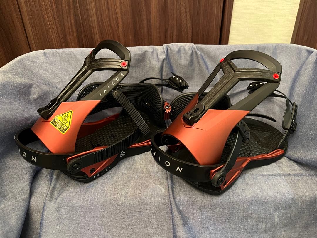 スノーボード UNION FALCOR