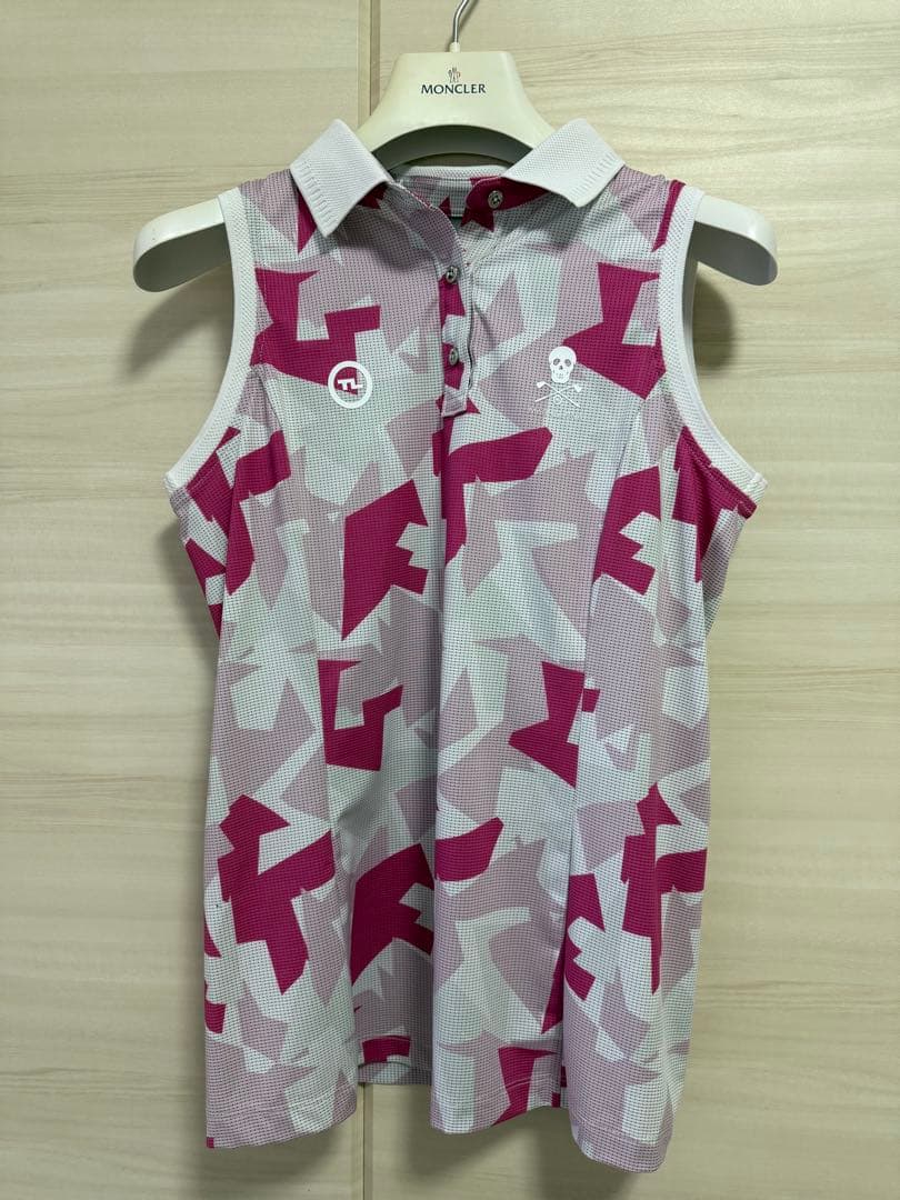 マークアンドロナ ノースリーブ