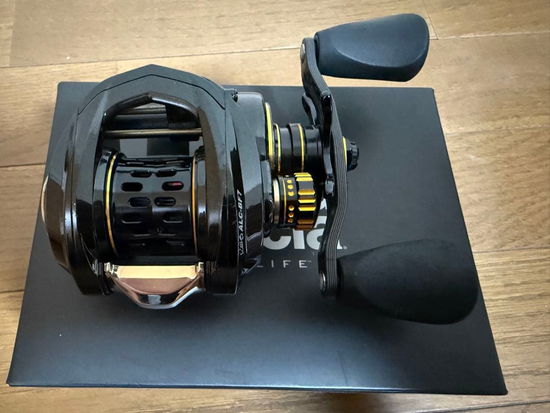 Abu Garcia REVO ALC-BF7 ベイトリール