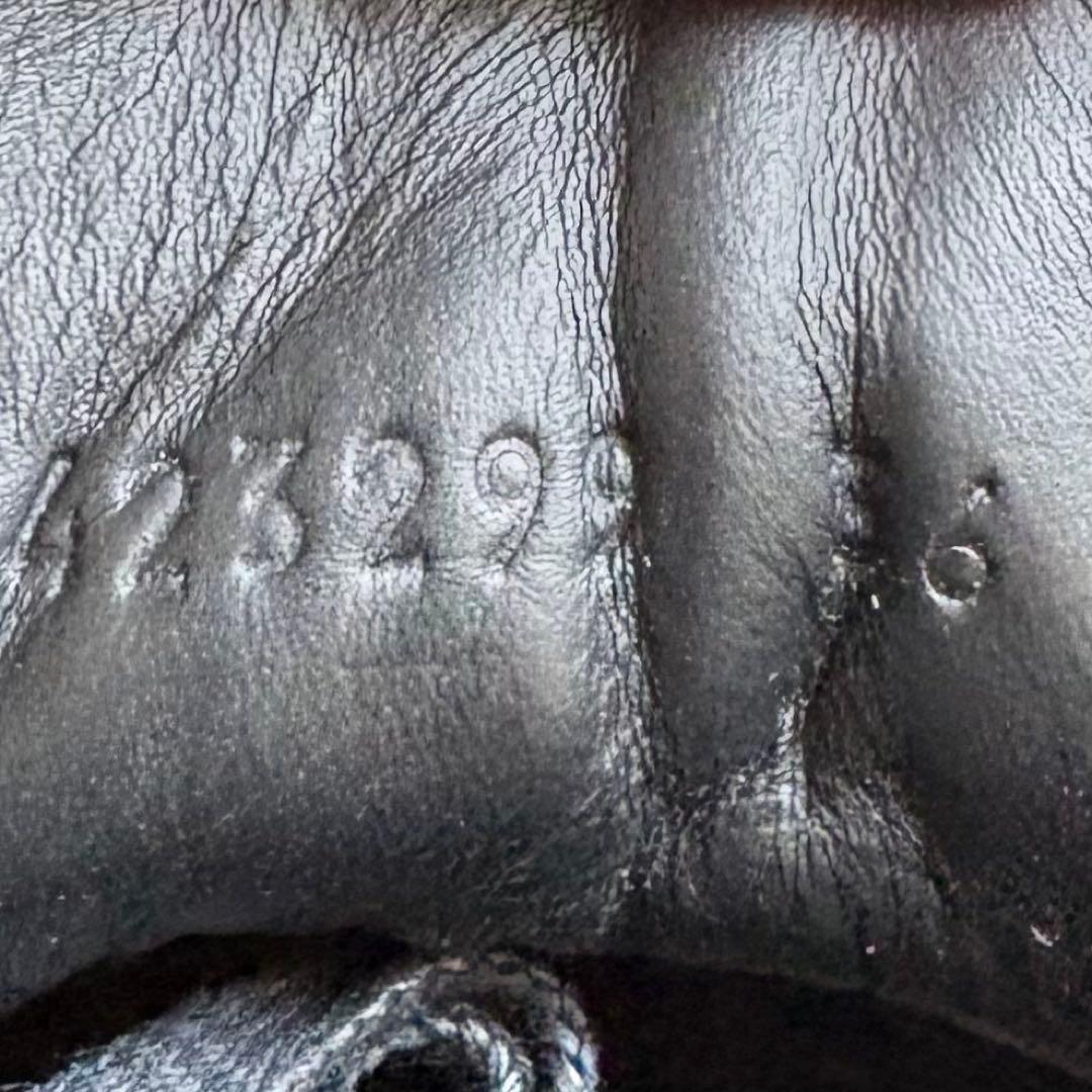 美品　GUCCI 423299 ロゴプレート23cm ハイカットスニーカー 黒