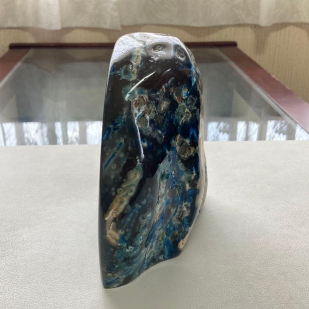 瑪瑙 メノウ 鑑賞石 飾り石 置物 オブジェ 木製 台座付き 青 ブルー