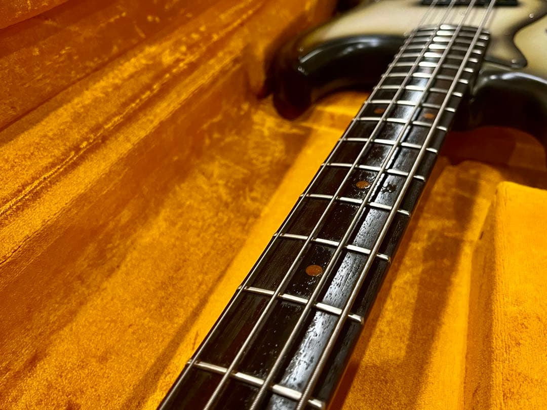 フ*ー様 DeliciousTaylormade モディファイ フェンダーJAZ - メルカリ