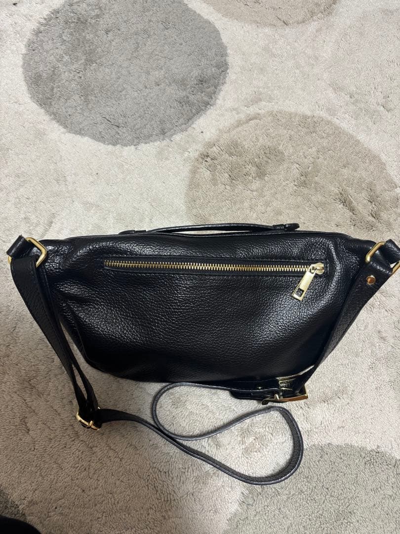 限定お値下げ　AULENTTI ボディーバック　ショルダーバック　ウエストバック