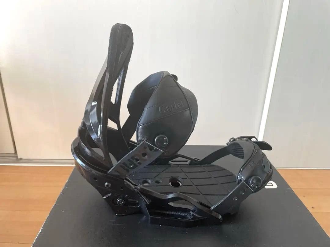 バートンカーテル EST Sサイズ　Burton Curtel