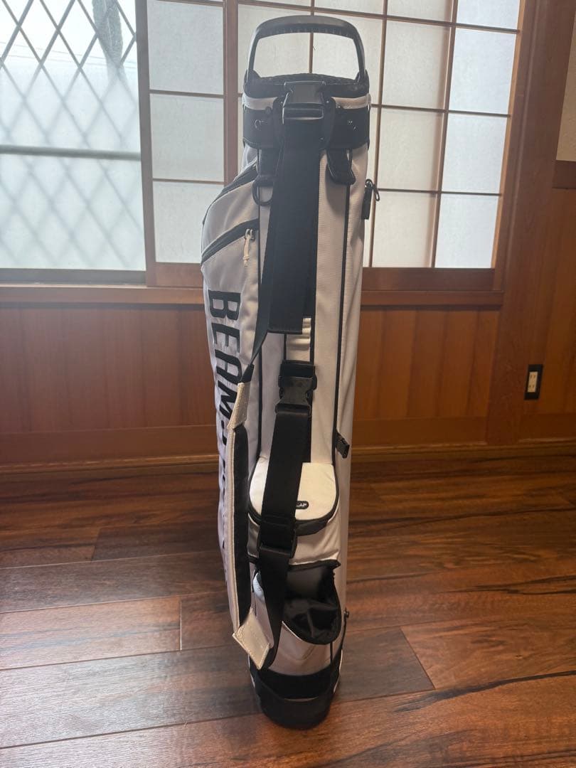 値下げしました。 BEAMS GOLF スタンド付きキャディバッグ ホワイト