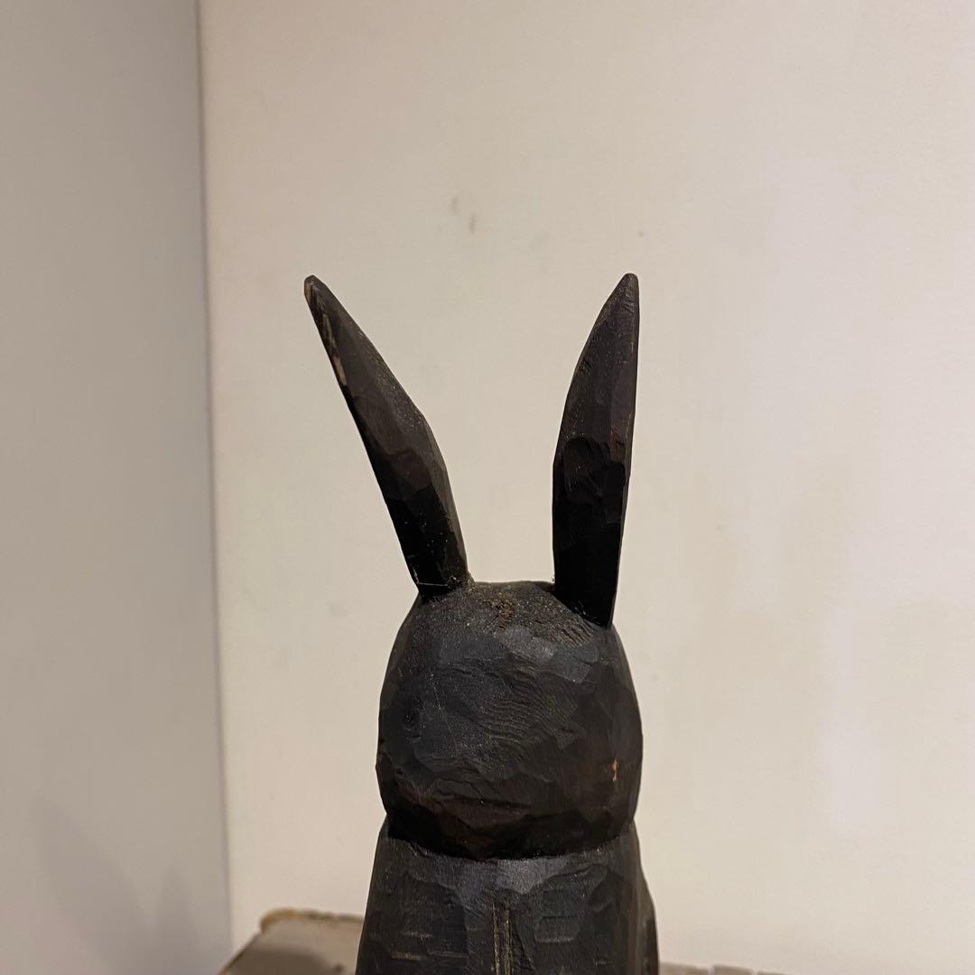 素朴な古い木彫りの兎 アンティーク