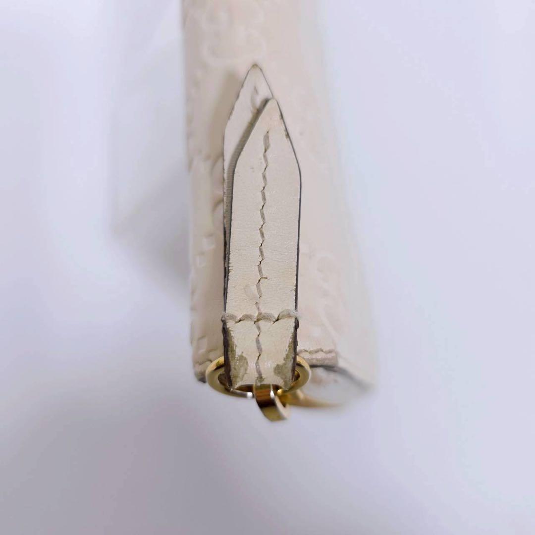 GUCCI グッチ　長財布　ラウンドファスナー　GG シマ　レザー　ホワイト