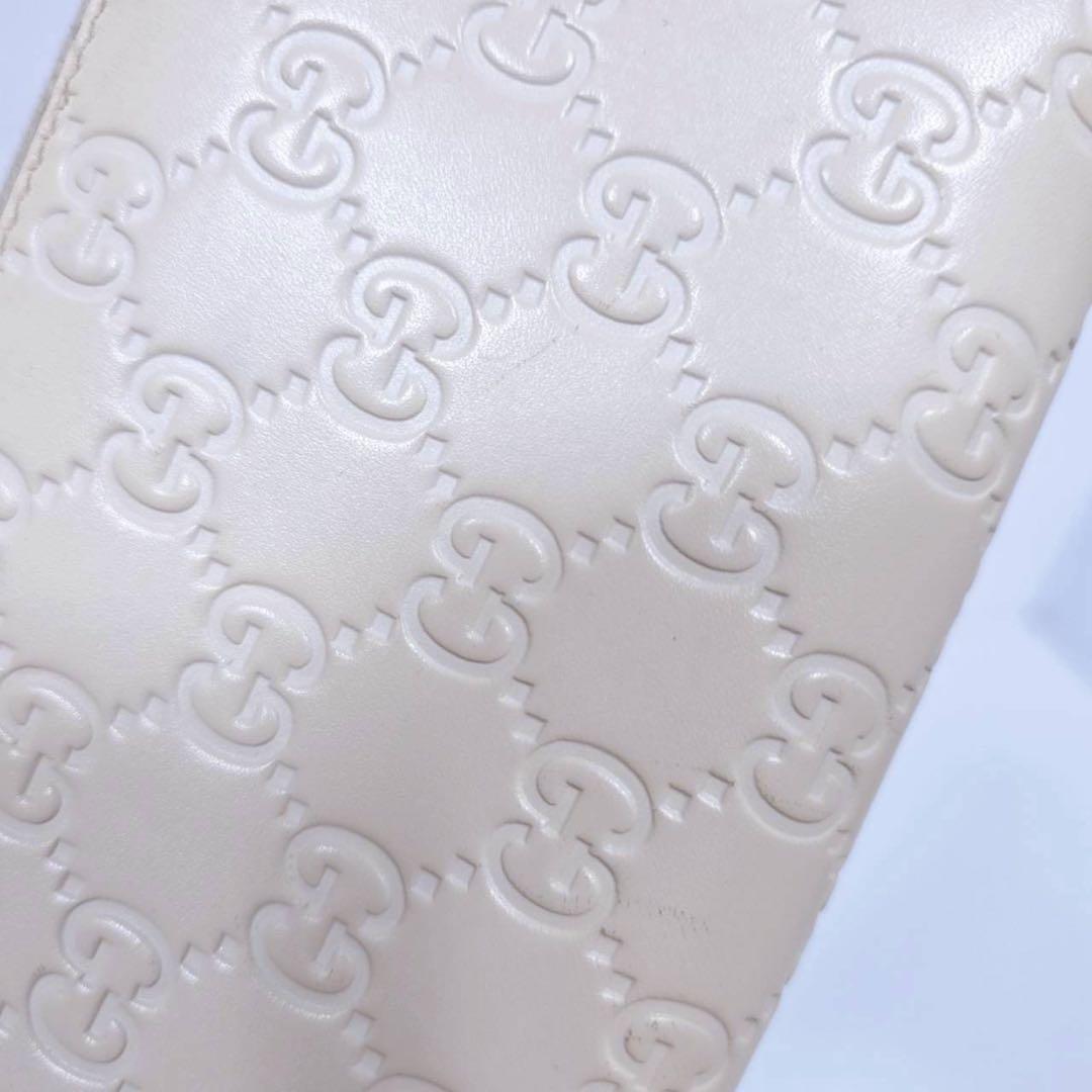 GUCCI グッチ　長財布　ラウンドファスナー　GG シマ　レザー　ホワイト