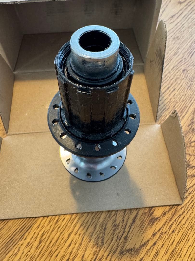 SHIMANO FH-RS770 ハブ