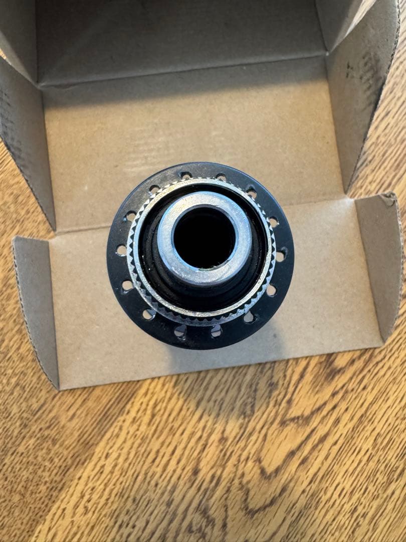 SHIMANO FH-RS770 ハブ