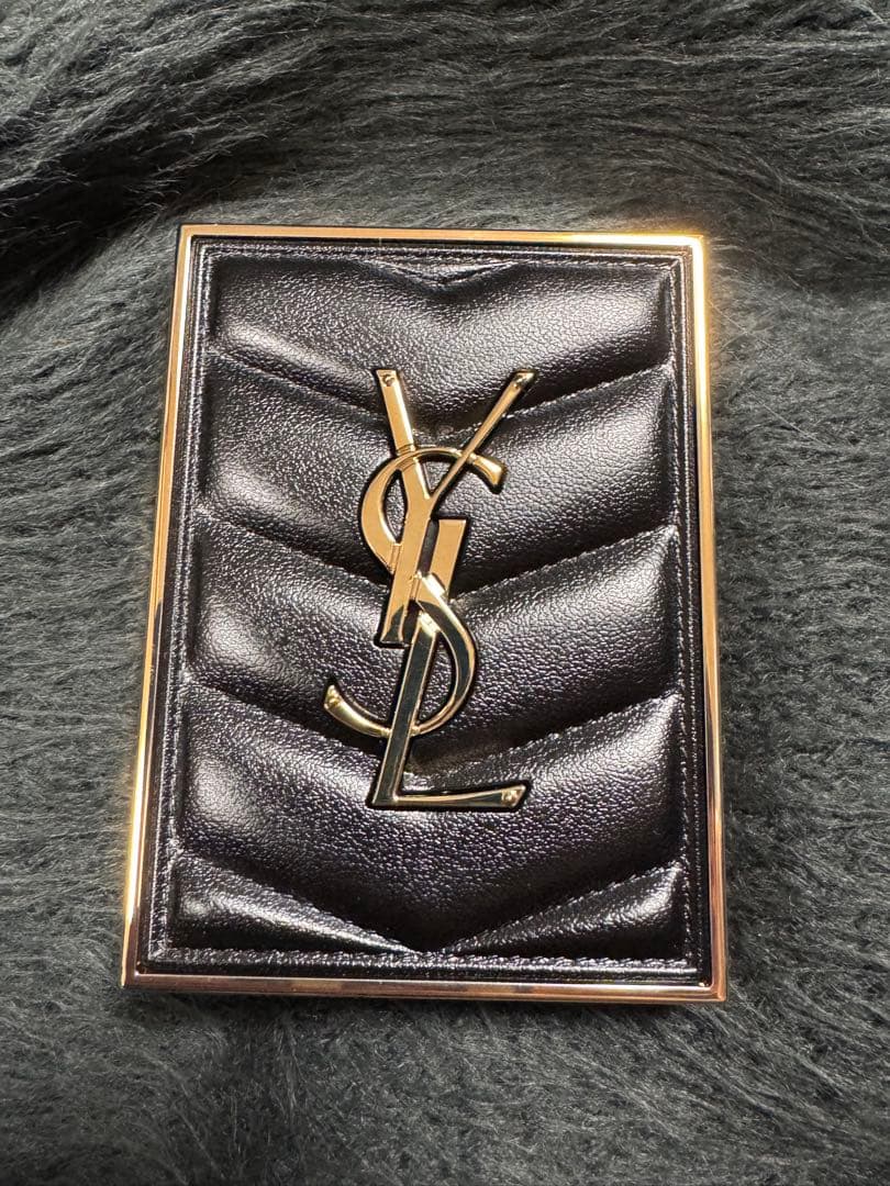 イヴサンローラン クチュールミニクラッチ 820 マジェスティック リヤド