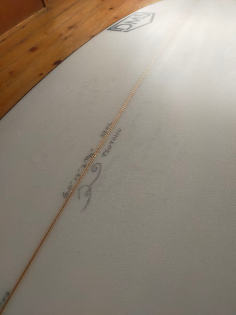 DMSショートボードBLACKCAT MODEL 6’0