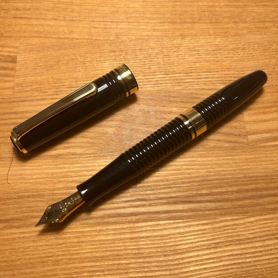 プラチナ万年筆　ギャザード　細軟　SF 14k 珍品 詳細ページ | 万年筆 ボールペンなど高級筆記具の販売・買取