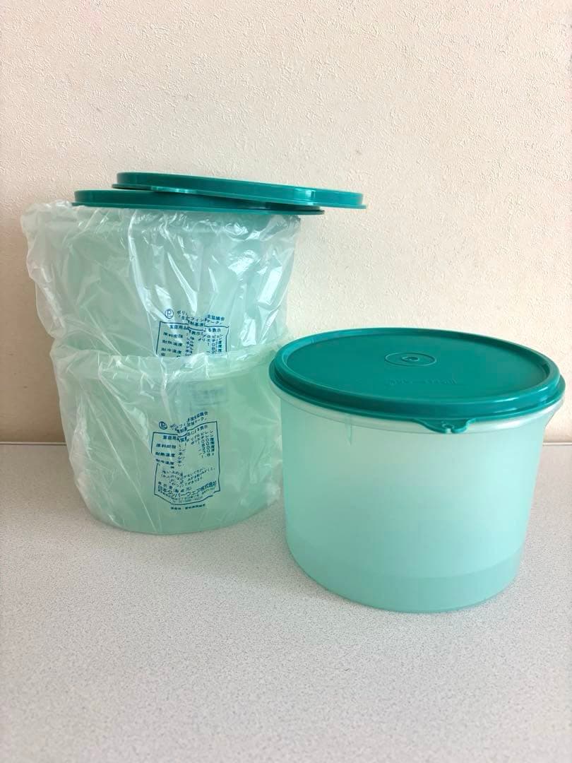 タッパーウェア食品保存容器 蓋付き3個セット