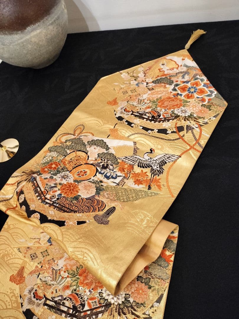 ローズピンクA666★逸品‼️本金箔‼️宝船‼️テーブルランナー2m7cm