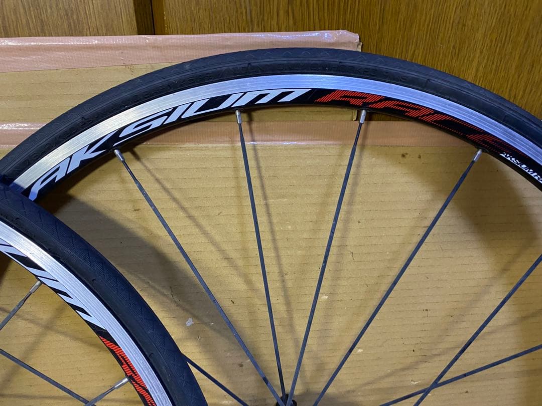 MAVIC アクシウム　ロードバイクアルミホイール