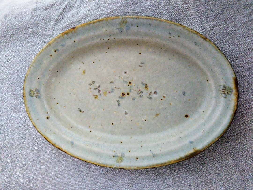 市野吉記さん(コウホ窯)小花オーバルリムプレート - メルカリ