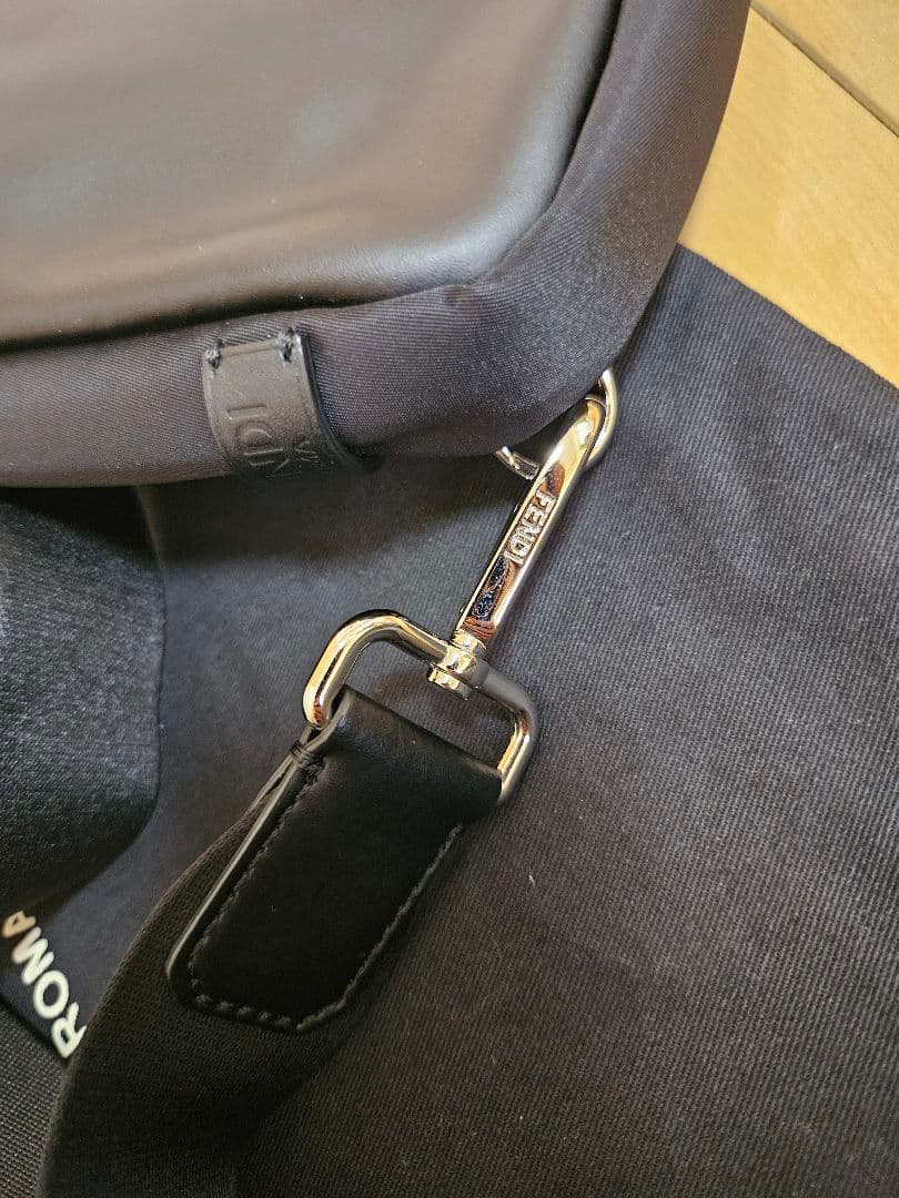 FENDI フェンディ/ボディバッグ 7VZ033 モンスターバグズアイ