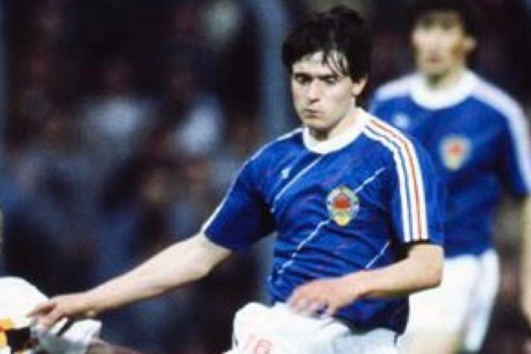 西ドイツ製84年ユーゴ代表ホーム長袖シャツ