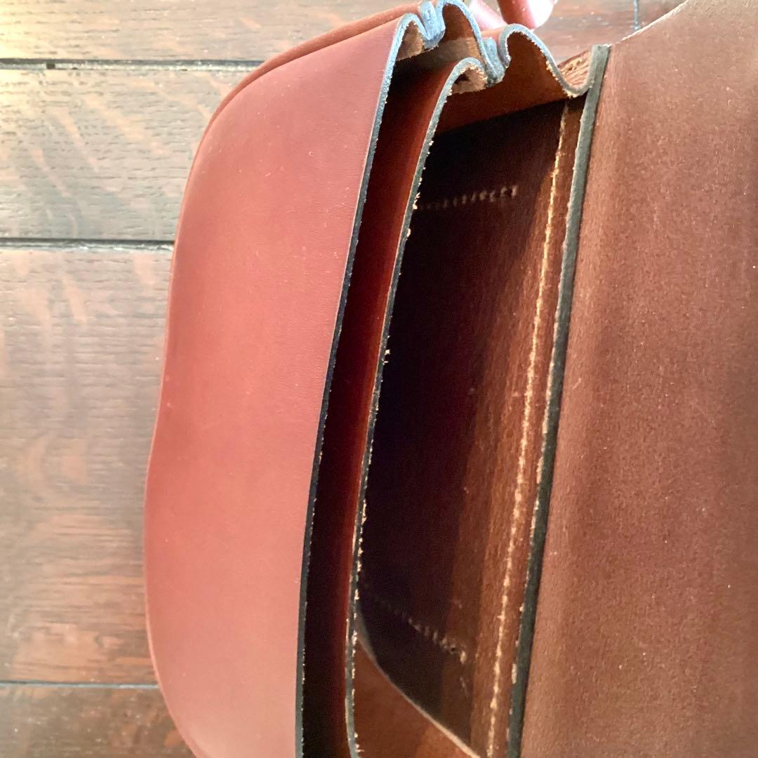 HERZ ラティーゴレザー フラップショルダーバッグ CP-80 チョコ - メルカリ