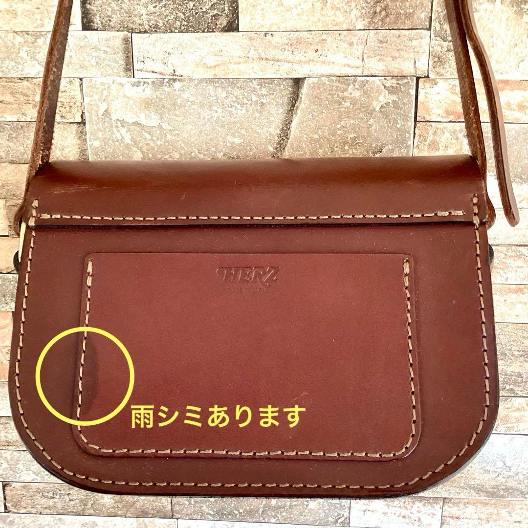HERZ ラティーゴレザー フラップショルダーバッグ CP-80 チョコ - メルカリ
