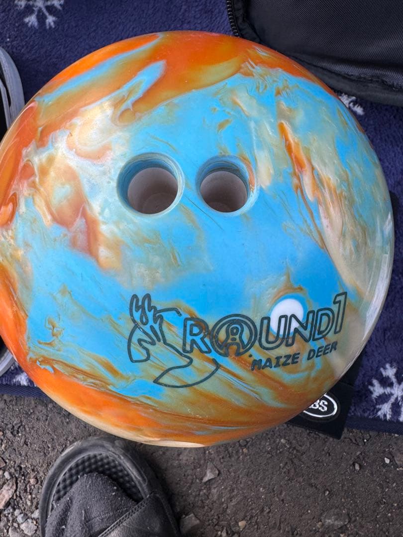 ボウリングボールセット（IDENTITY、DARK PHYSX）