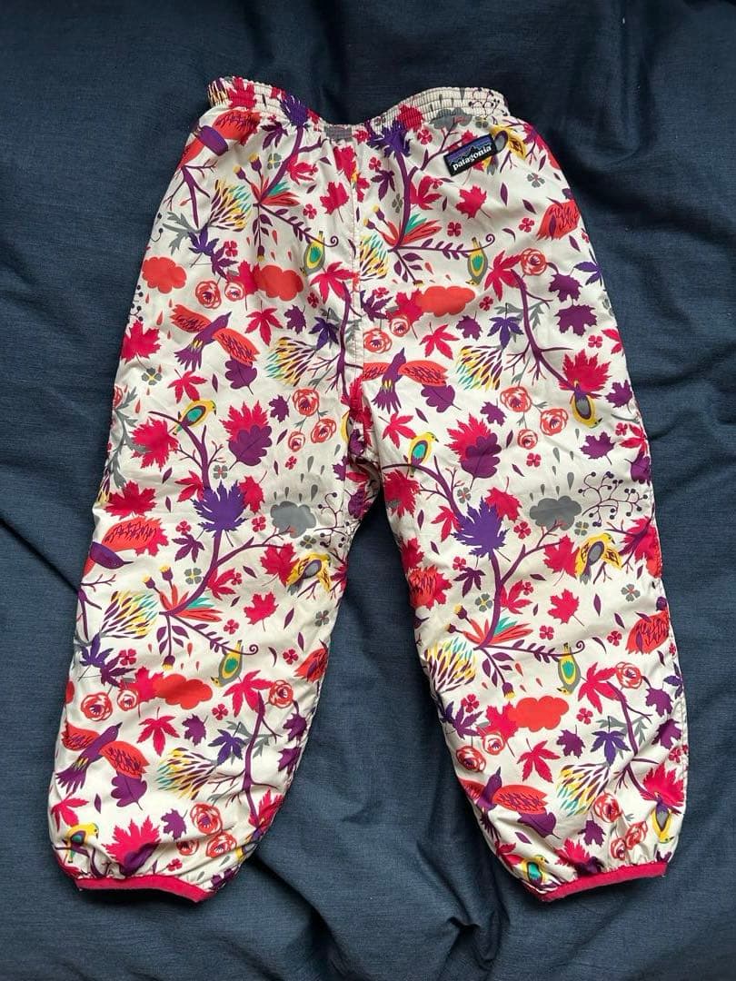 Patagonia ダウンベストと花柄スキーウェアセット