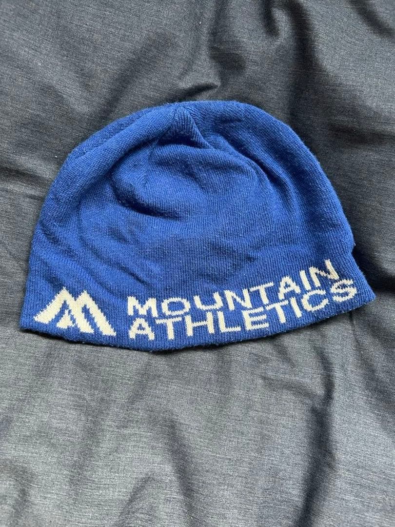 Patagonia ダウンベストと花柄スキーウェアセット