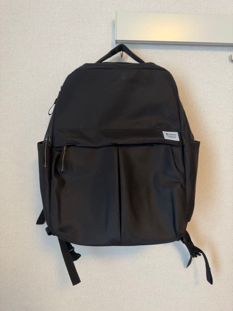 【美品】ルルレモン　everyday backpack バックパック