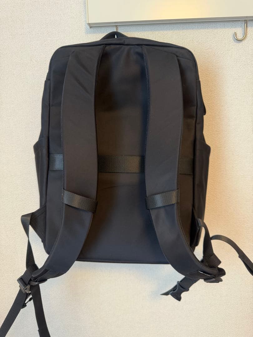 【美品】ルルレモン　everyday backpack バックパック