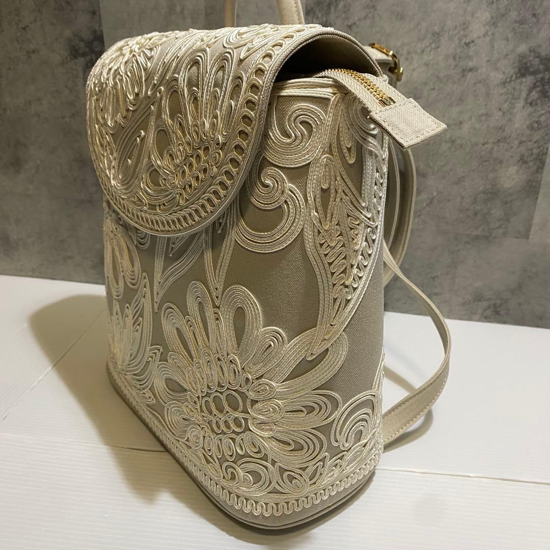 【未使用】岩佐　IWASA コード刺繍エレガントリュック