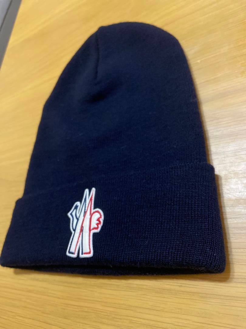 【未使用級】MONCLER GRENOBLE ニット帽 ネイビー　　ITALY製