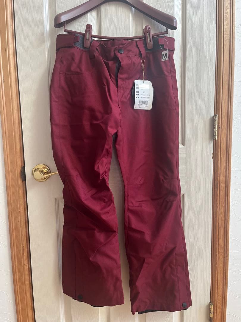 ピンク/黒ジャケット➕ワインレッドパンツセット